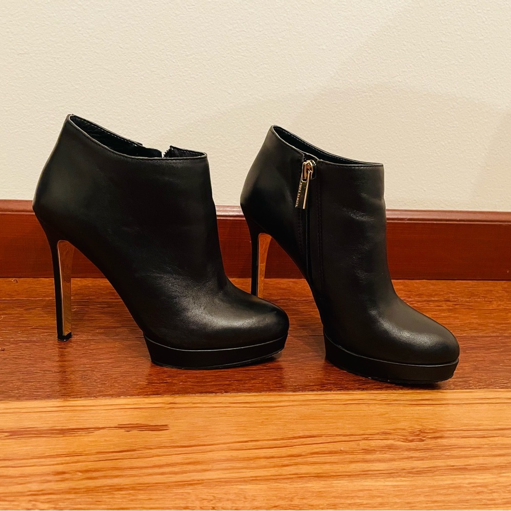 Vince Camuto- Black Gold Leather Dira Ankle Bootie Platform Stiletto Zipper 5